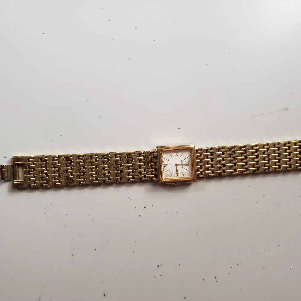 VINTAGE SEIKO GOLD STAINLESS STEEL Slim Metal Band~Japan Made